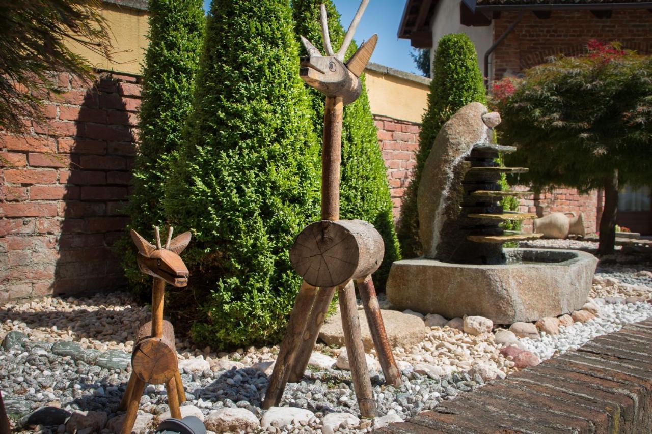 Casa Del Grande Vecchio Panzió Airasca Kültér fotó