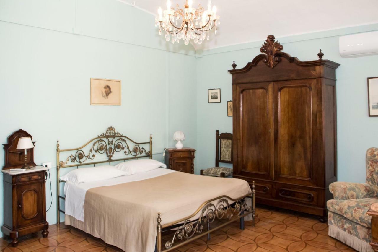 Casa Del Grande Vecchio Panzió Airasca Kültér fotó